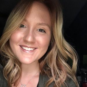 Meet your Posher, Casey